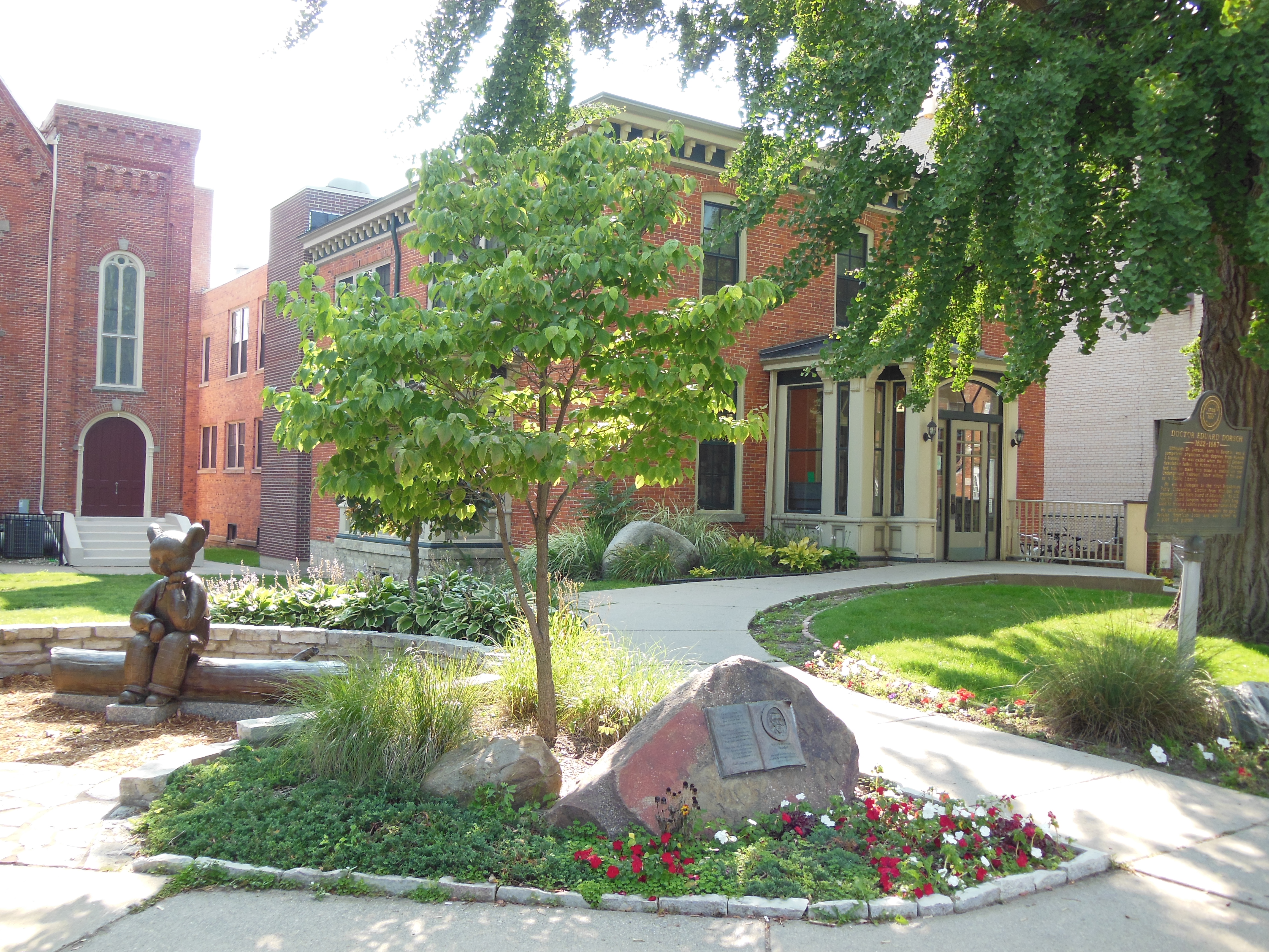 Dorsch Memorial Branch Library