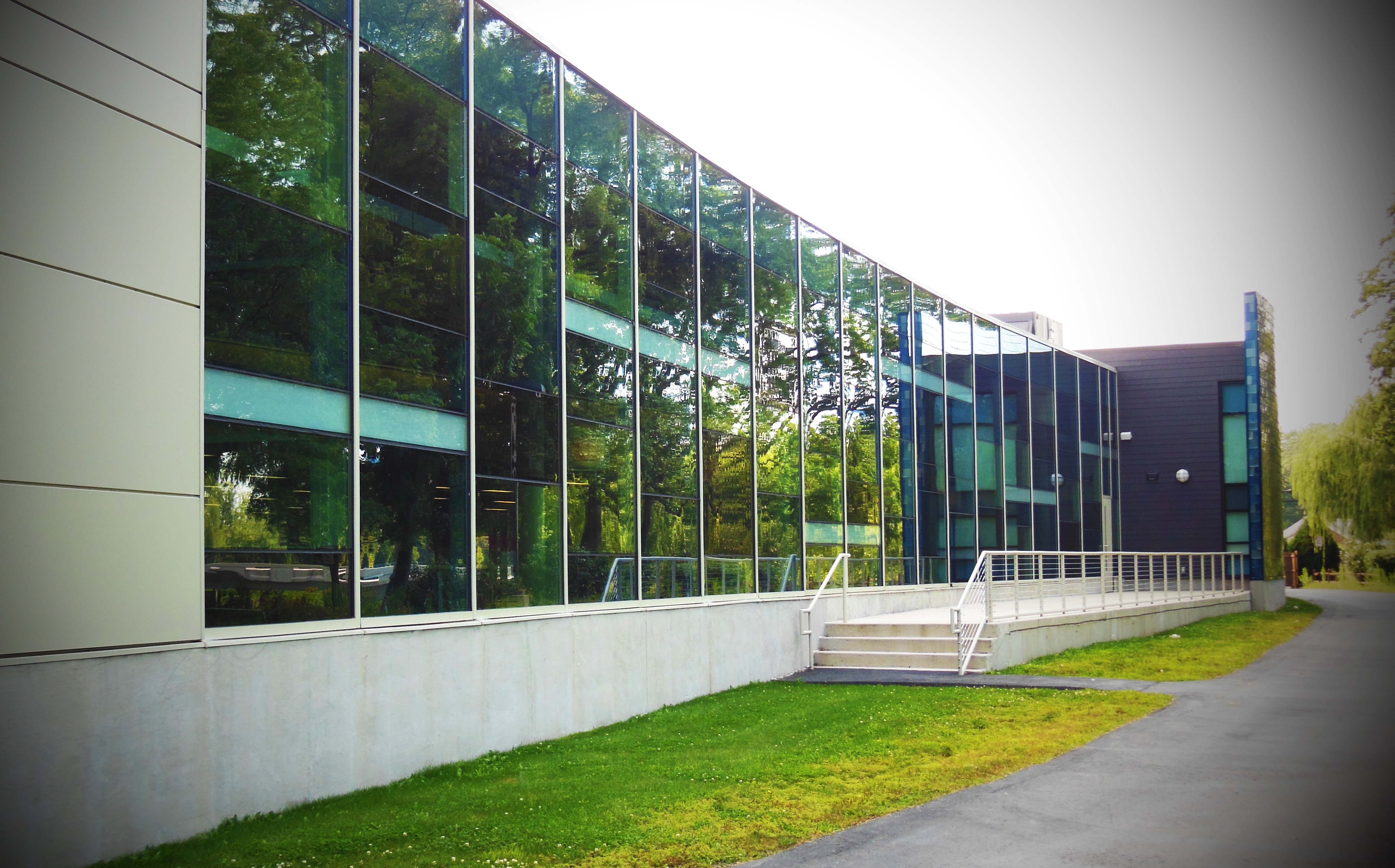 Ellis Library & Reference Center