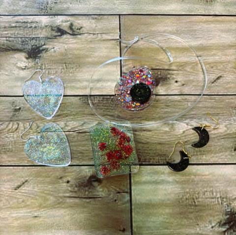Epoxy jewelry