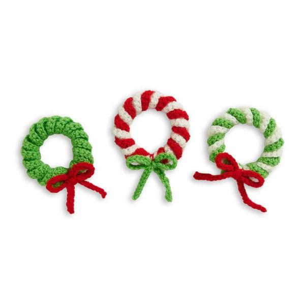 Crochet Spiral Wreath Ornaments in Red and Green